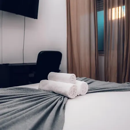 בית הארחה Alameda